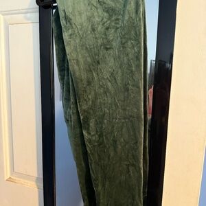 Offline by Aerie Green Velour After Party Tapered Ankle Leggings